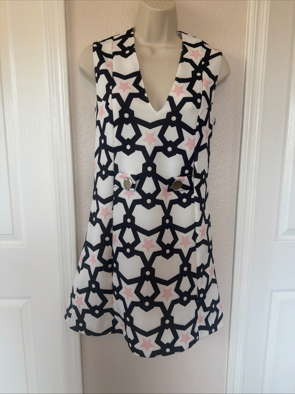 Zara Women’s Dress Medium White Pink A Line Sleeveless Stretch Miniskirt